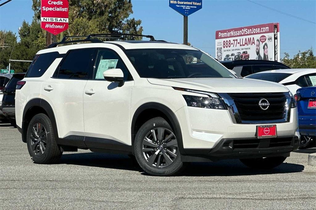 new 2024 Nissan Pathfinder car, priced at $43,080