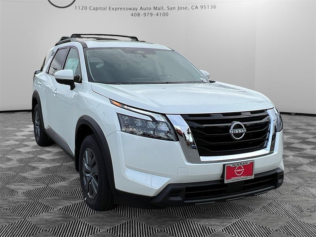 new 2024 Nissan Pathfinder car, priced at $42,500