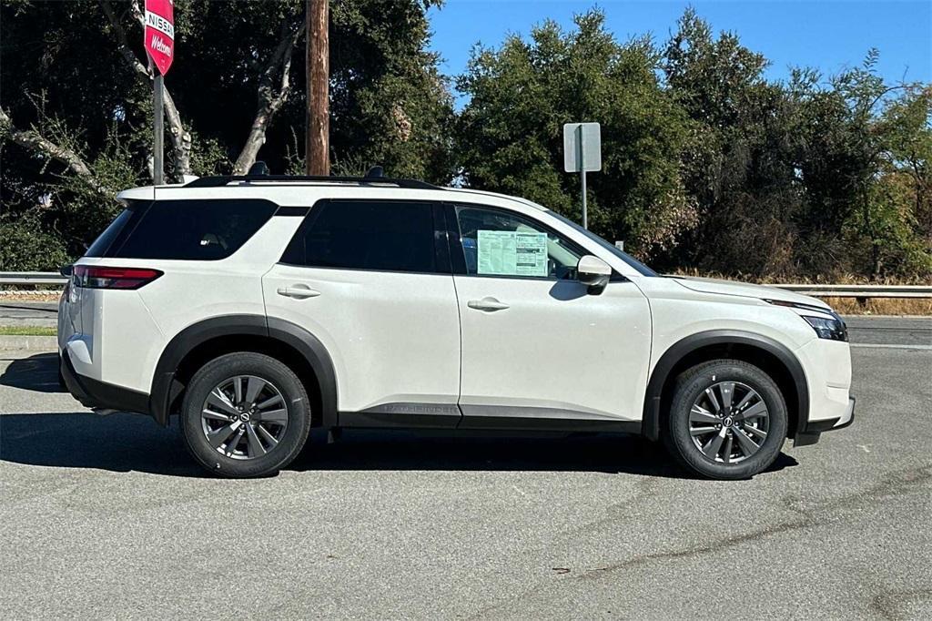 new 2024 Nissan Pathfinder car, priced at $43,080