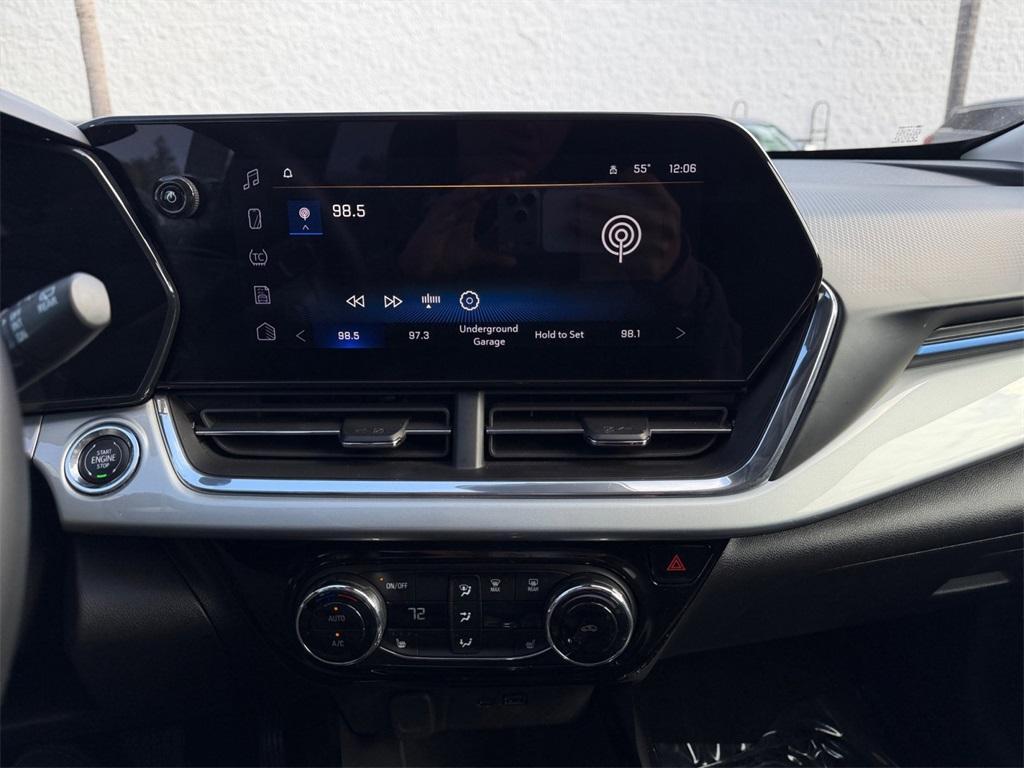 used 2025 Chevrolet Trax car, priced at $19,459