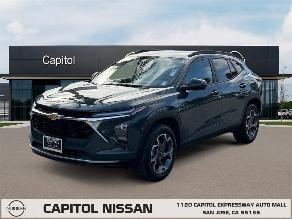 used 2025 Chevrolet Trax car, priced at $19,459