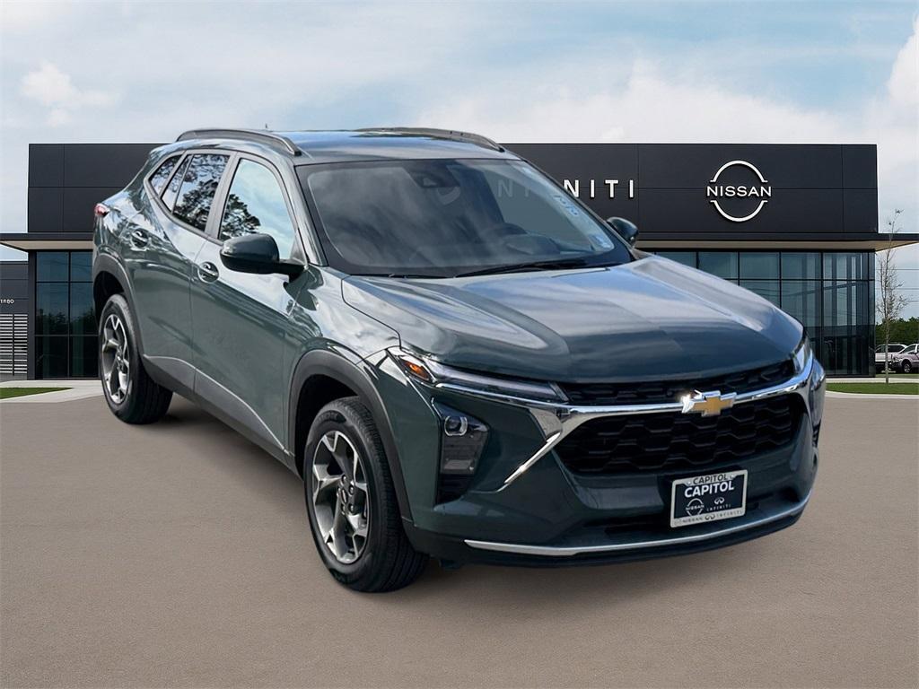 used 2025 Chevrolet Trax car, priced at $19,459