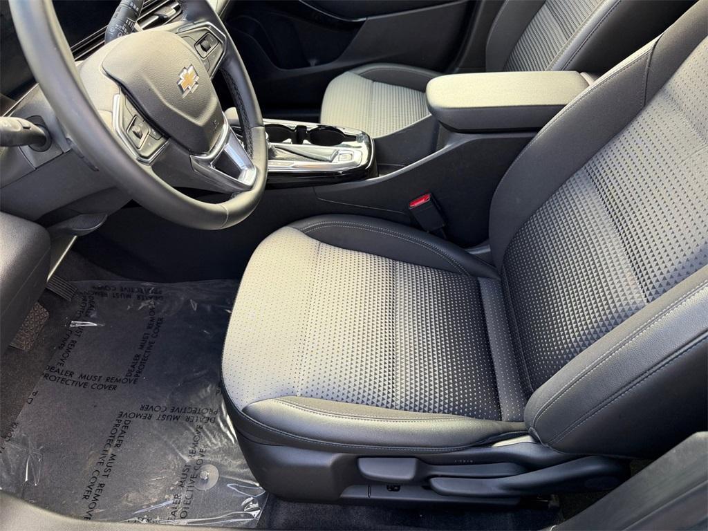 used 2025 Chevrolet Trax car, priced at $19,459