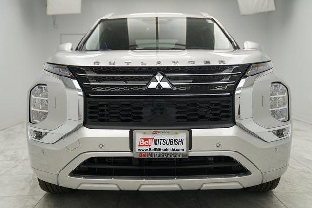 new 2024 Mitsubishi Outlander car, priced at $39,905