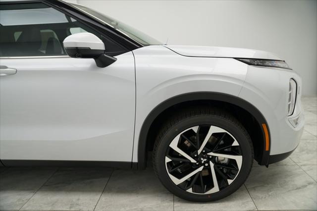 used 2024 Mitsubishi Outlander car, priced at $34,900