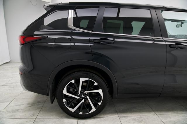 new 2024 Mitsubishi Outlander car, priced at $36,355