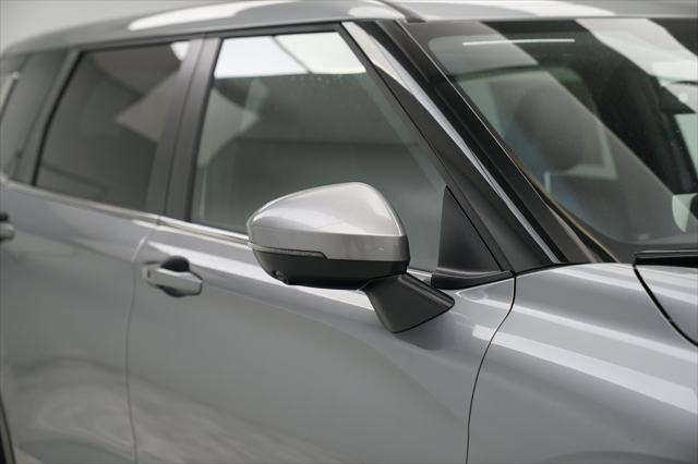 used 2024 Mitsubishi Outlander car, priced at $28,900