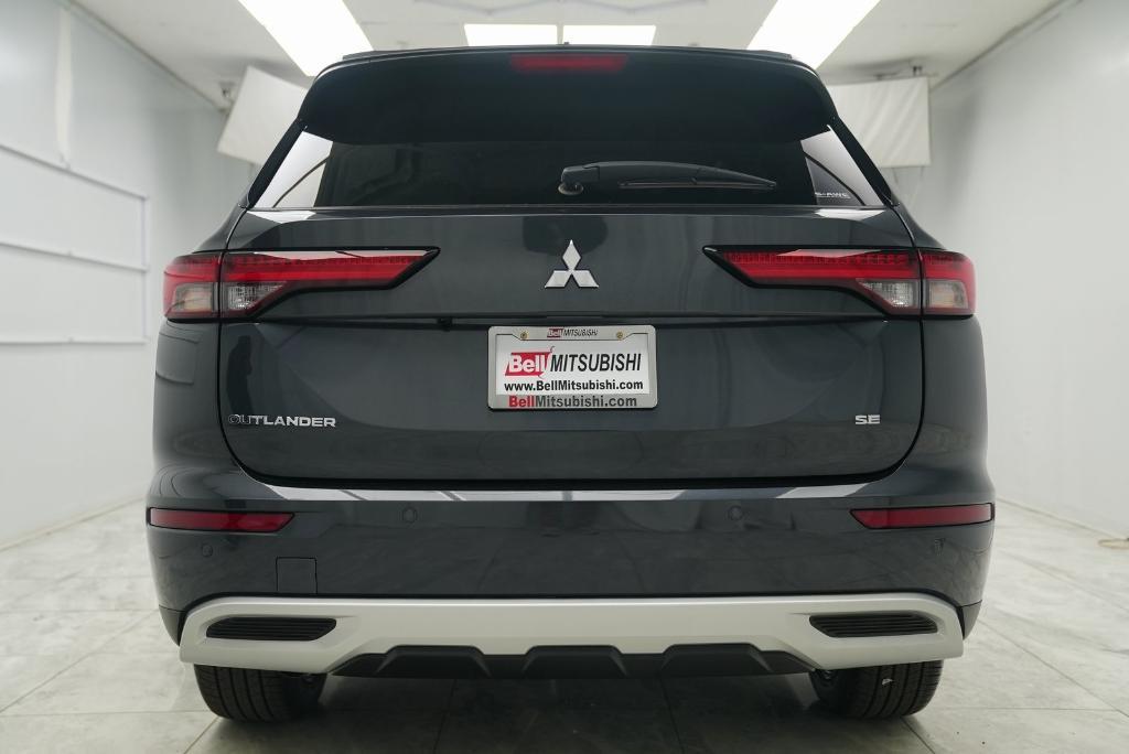 new 2024 Mitsubishi Outlander car, priced at $38,070