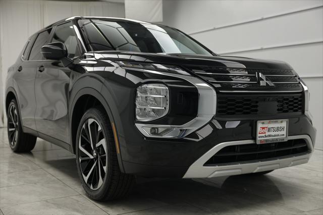 new 2024 Mitsubishi Outlander car, priced at $36,015