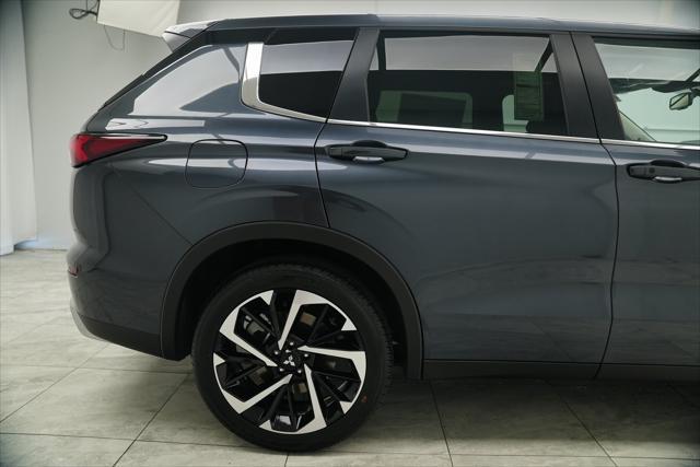 new 2024 Mitsubishi Outlander car, priced at $35,795