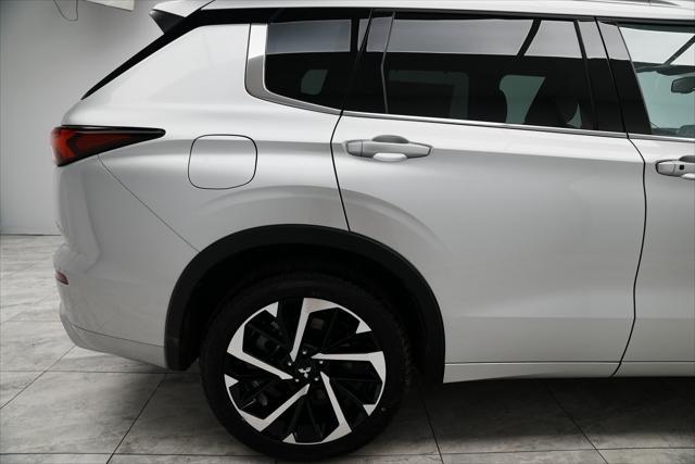 new 2024 Mitsubishi Outlander car, priced at $41,760