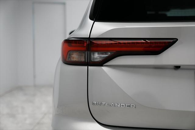 new 2024 Mitsubishi Outlander car, priced at $41,760