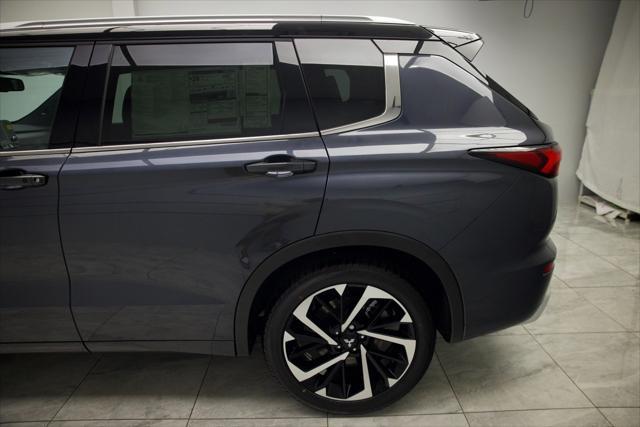 new 2024 Mitsubishi Outlander car, priced at $42,325