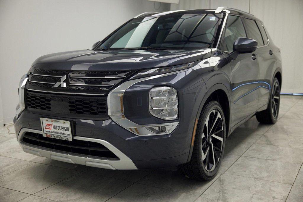 used 2024 Mitsubishi Outlander car, priced at $31,900