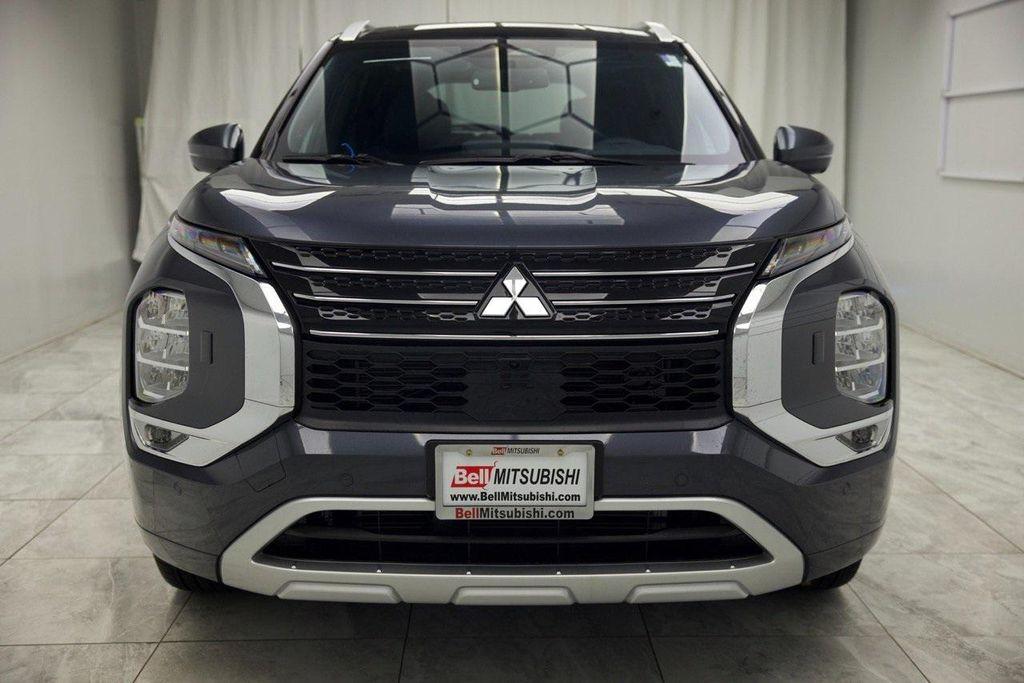 used 2024 Mitsubishi Outlander car, priced at $31,900