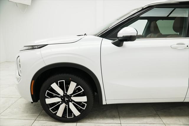 new 2025 Mitsubishi Outlander car, priced at $45,725