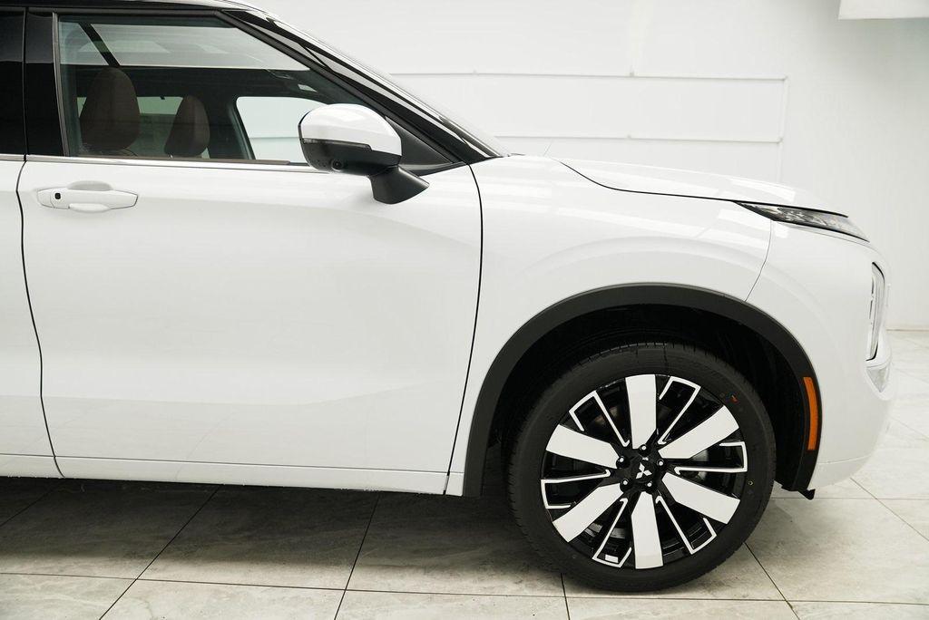 new 2025 Mitsubishi Outlander car, priced at $45,725