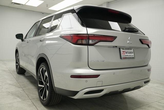 new 2024 Mitsubishi Outlander car, priced at $38,025