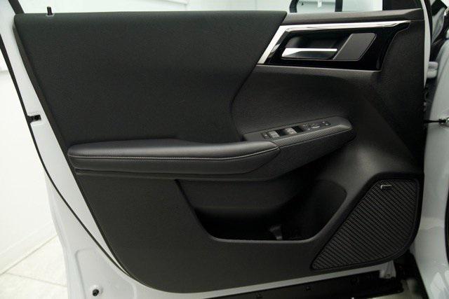 new 2025 Mitsubishi Outlander car, priced at $34,440