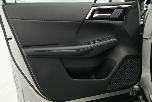 used 2024 Mitsubishi Outlander car, priced at $26,900