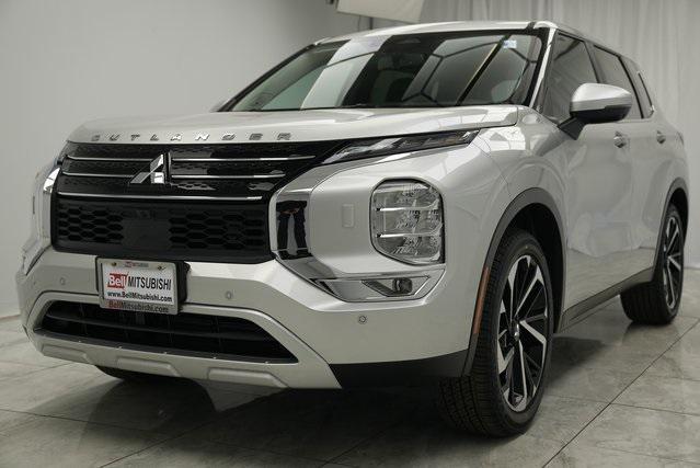 used 2024 Mitsubishi Outlander car, priced at $26,900