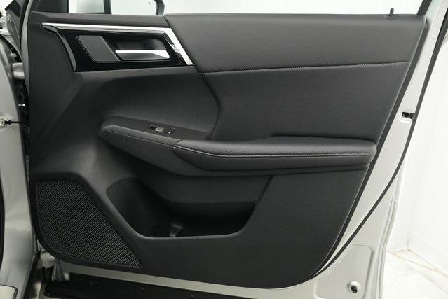 used 2024 Mitsubishi Outlander car, priced at $26,900