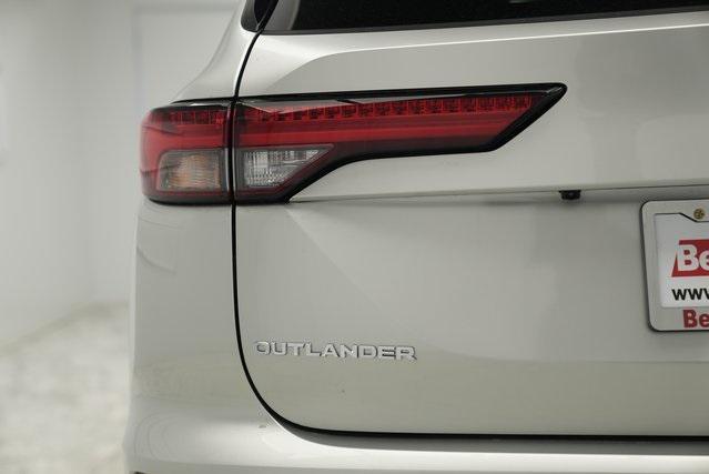 used 2024 Mitsubishi Outlander car, priced at $26,900