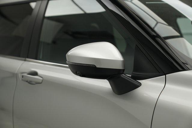 used 2024 Mitsubishi Outlander car, priced at $26,900