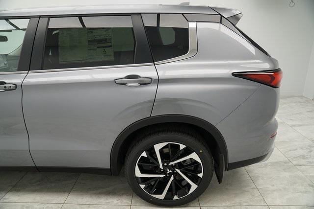 new 2024 Mitsubishi Outlander car, priced at $35,875