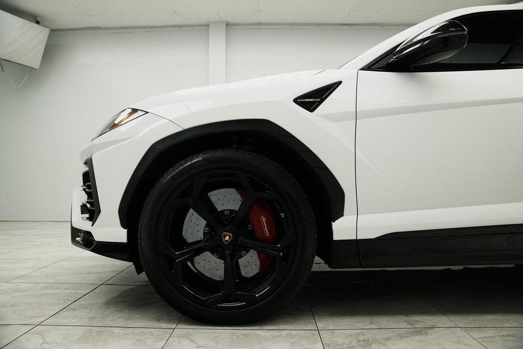 used 2022 Lamborghini Urus car, priced at $199,900