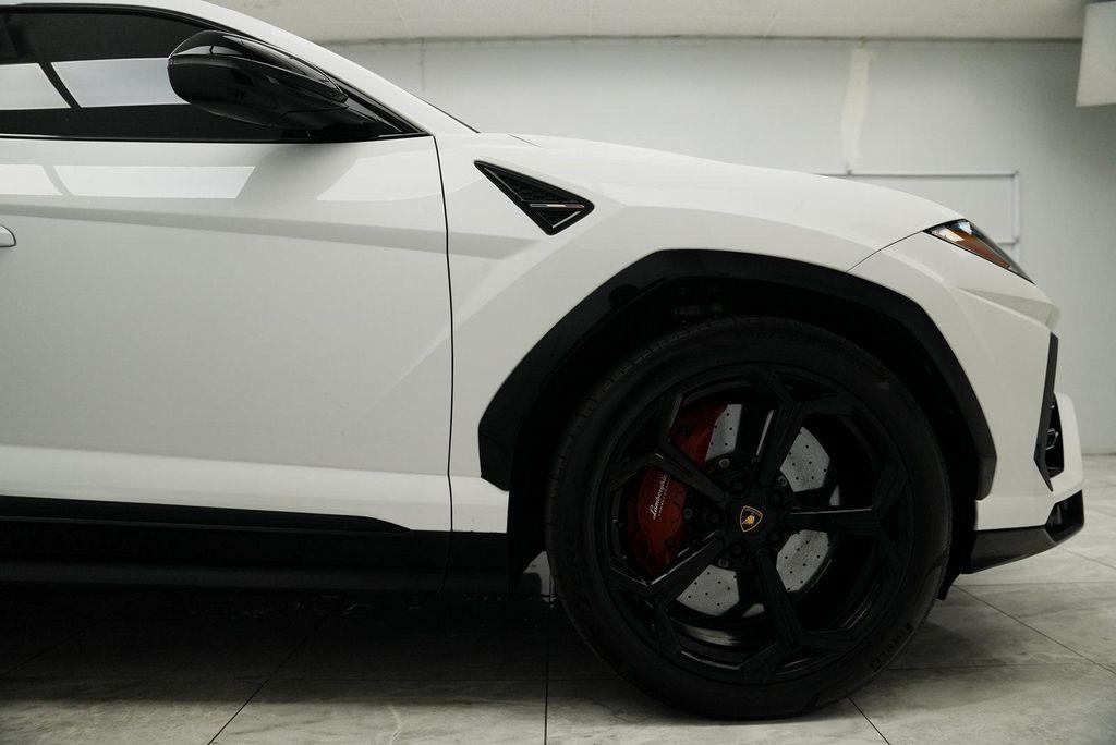 used 2022 Lamborghini Urus car, priced at $199,900
