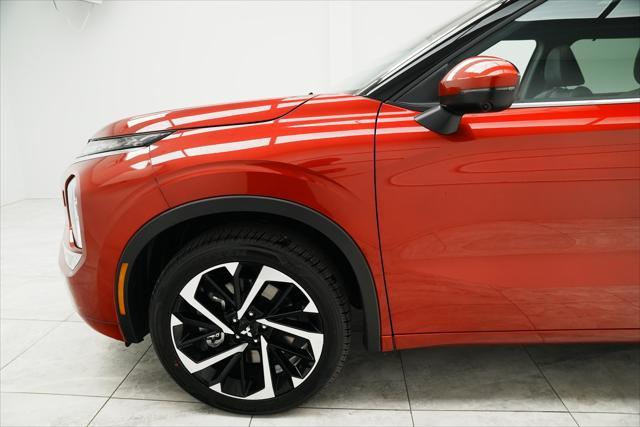 new 2024 Mitsubishi Outlander car, priced at $42,765