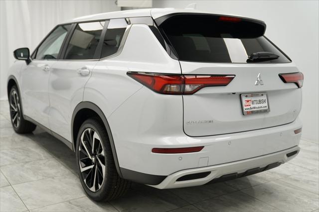 new 2024 Mitsubishi Outlander car, priced at $38,395