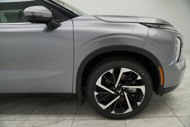 used 2024 Mitsubishi Outlander car, priced at $33,500