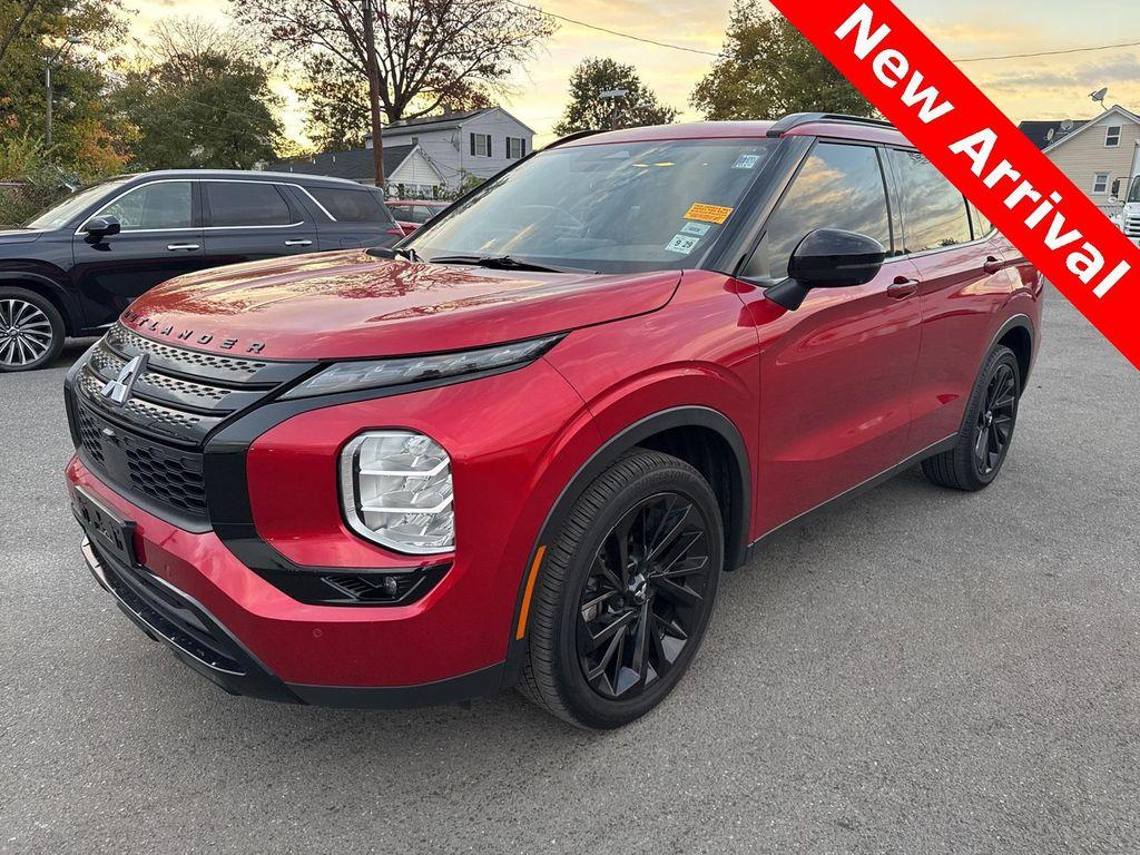 used 2024 Mitsubishi Outlander car, priced at $27,900