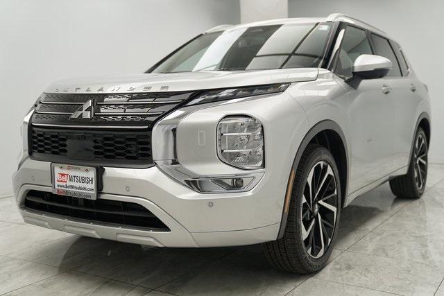 new 2024 Mitsubishi Outlander car, priced at $39,610