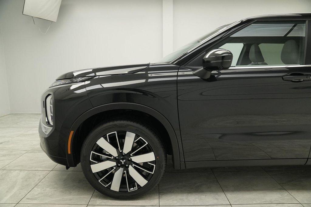 new 2025 Mitsubishi Outlander car, priced at $37,160