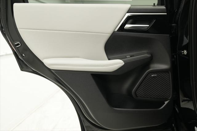 new 2025 Mitsubishi Outlander car, priced at $37,160