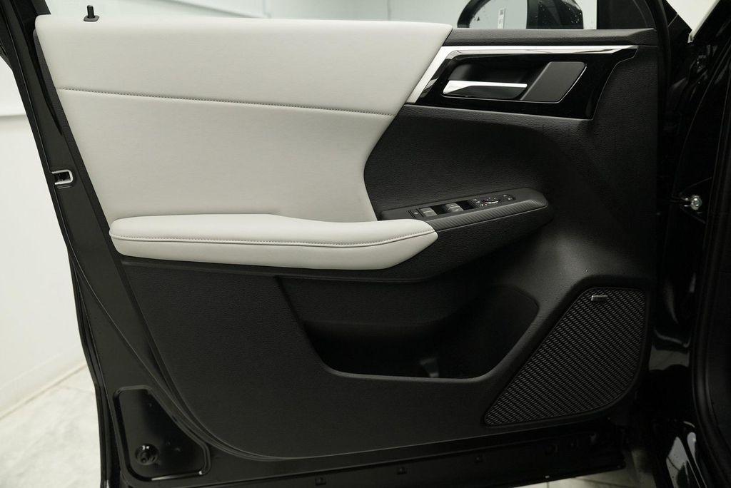 new 2025 Mitsubishi Outlander car, priced at $37,160