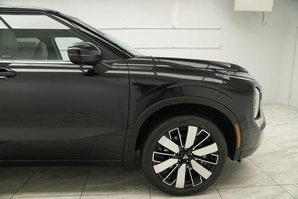 new 2025 Mitsubishi Outlander car, priced at $37,160