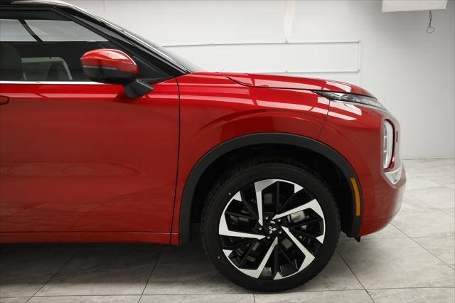 new 2024 Mitsubishi Outlander car, priced at $43,220