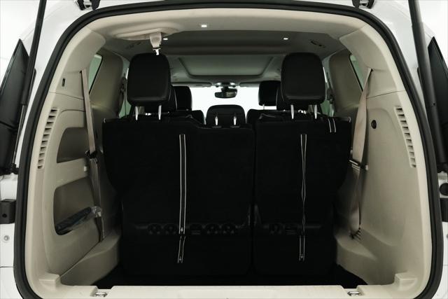 used 2023 Chrysler Pacifica car, priced at $27,700