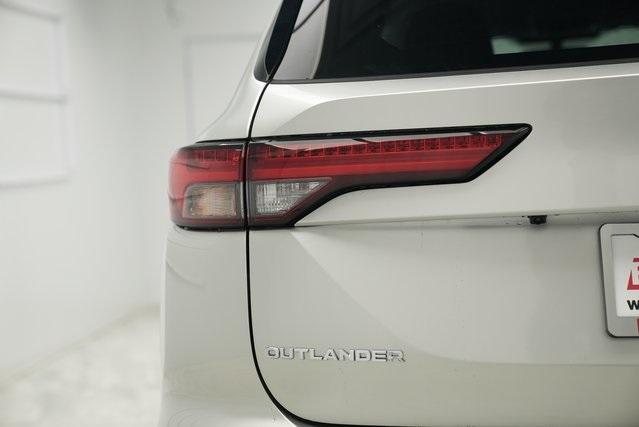 new 2024 Mitsubishi Outlander PHEV car, priced at $45,205