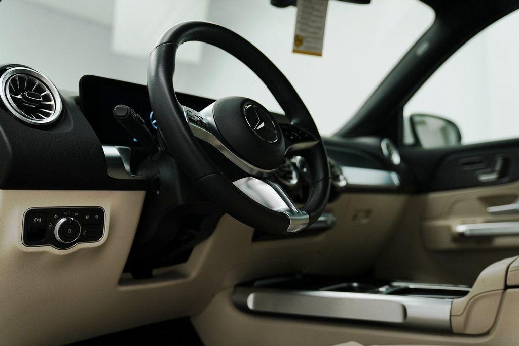 used 2025 Mercedes-Benz GLB 250 car, priced at $41,500