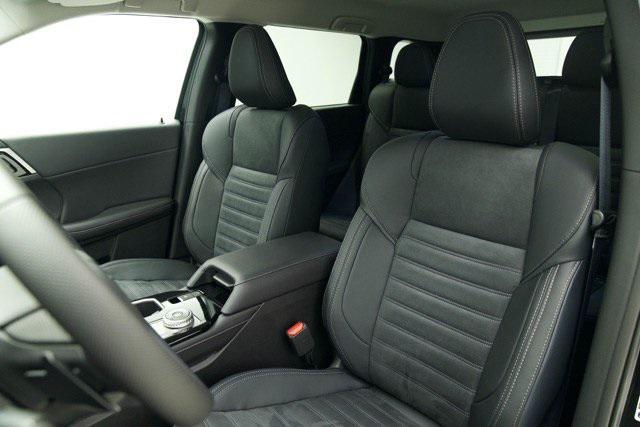 new 2025 Mitsubishi Outlander car, priced at $37,160