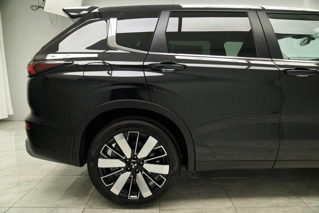 new 2025 Mitsubishi Outlander car, priced at $37,160