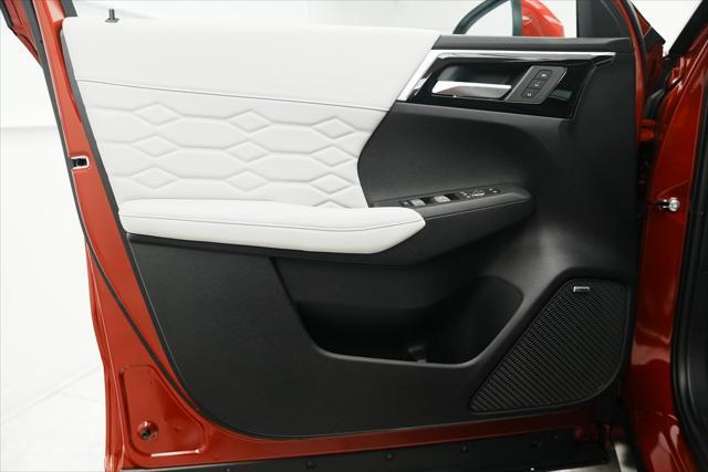 new 2025 Mitsubishi Outlander car, priced at $42,275