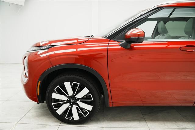 new 2025 Mitsubishi Outlander car, priced at $42,275