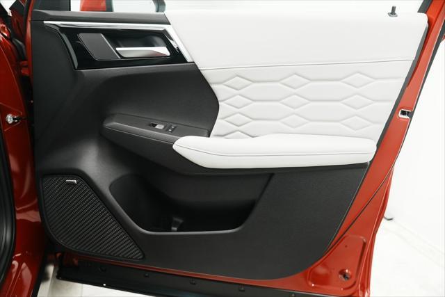 new 2025 Mitsubishi Outlander car, priced at $42,275