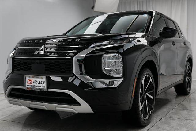 used 2024 Mitsubishi Outlander car, priced at $28,900